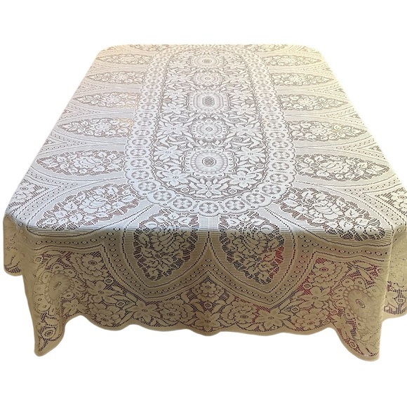 VTG Lace White TableCloth Rectangle Floral Maximalist Grannycore 59.5 W X 94L - Picture 1 of 11